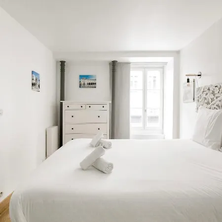 538sqftmaraisles Hallescentre Pompidou Et Métros Apartamento París